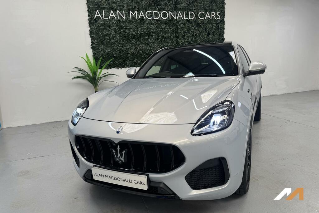 Maserati Grecale Maserati Grecale V6 Trofeo Estate White #17