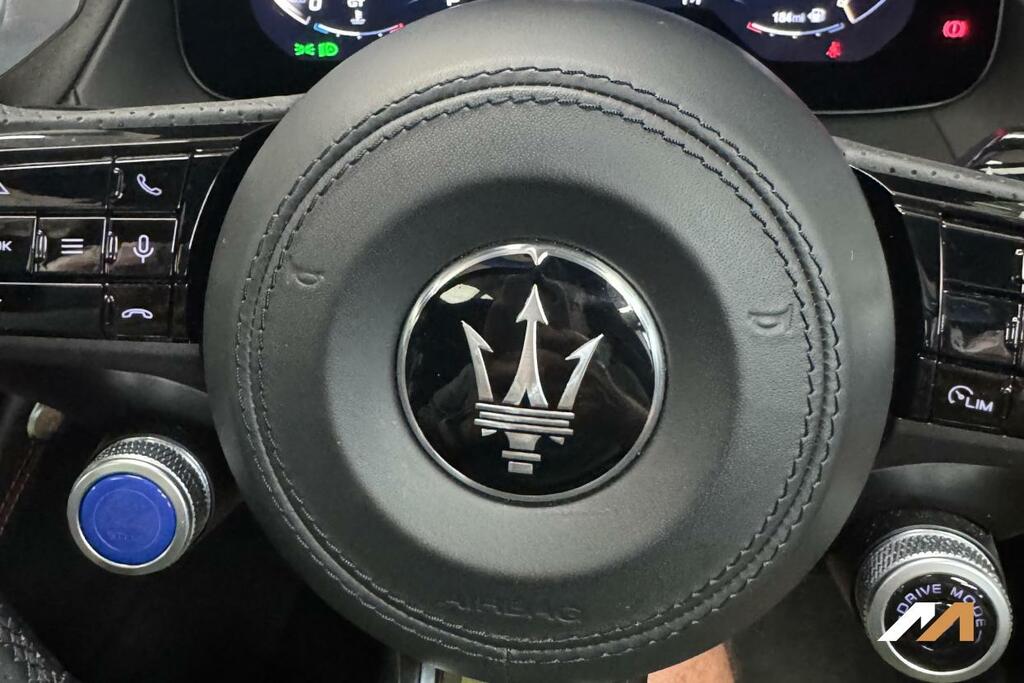 Maserati Grecale Maserati Grecale V6 Trofeo Estate White #31