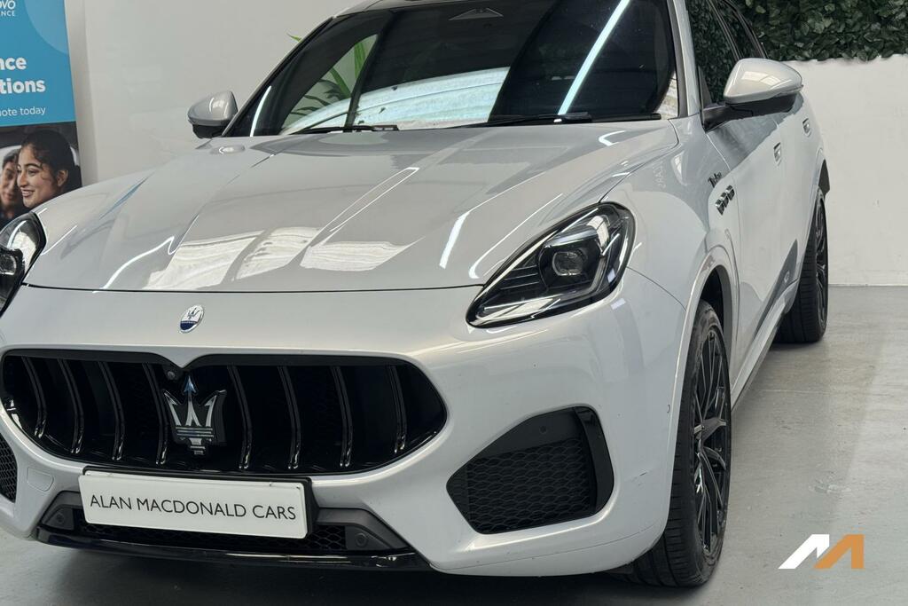 Maserati Grecale Maserati Grecale V6 Trofeo Estate White #11