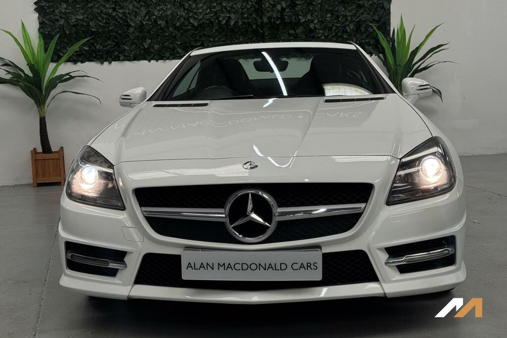 Mercedes-Benz SLK Amg Sport White #4