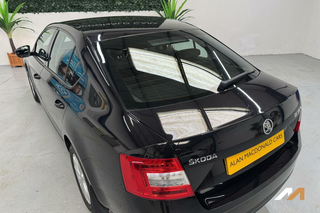 Skoda Octavia S Black #4