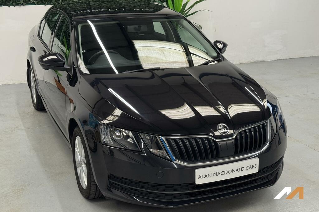 Skoda Octavia S Black #6