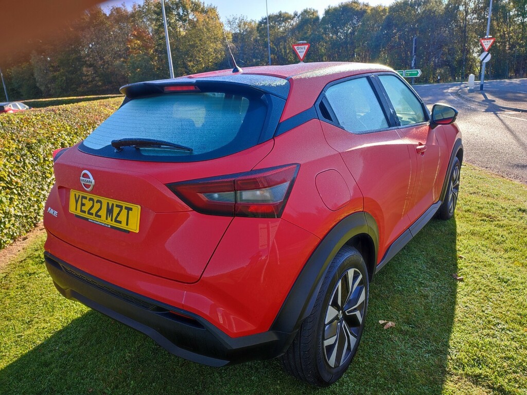 Nissan Juke 1.0 Dig-t 114 N-connecta Hatchback Blue #13