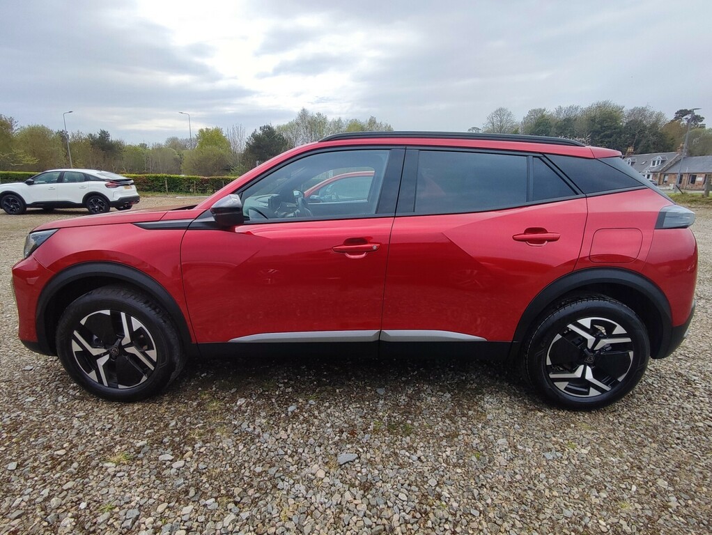 Peugeot 2008 1.2 Puretech 130 Allure Eat8 Red #6