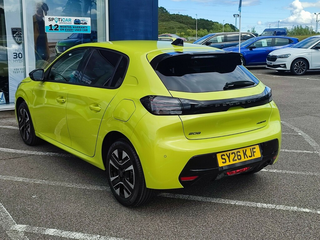 Peugeot 208 1.2 Hybrid 110 Allure E-dsc6 Yellow #4