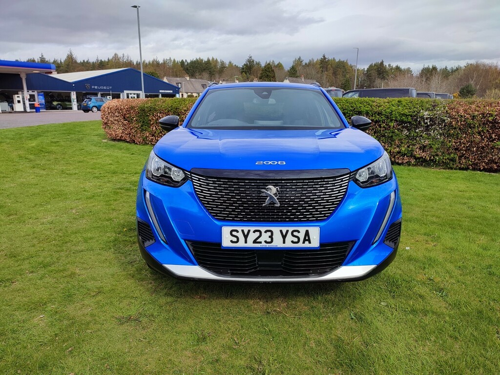 Peugeot 2008 1.2 Puretech Allure Premium Blue #2