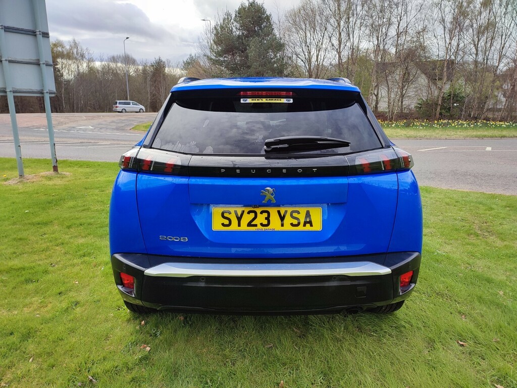 Peugeot 2008 1.2 Puretech Allure Premium Blue #5