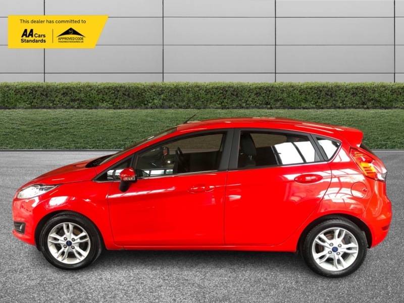 Ford Fiesta Zetec Red #6