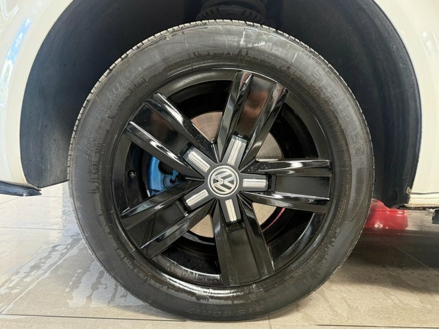 Volkswagen Transporter Shuttle T6 Tdi 9 Seat Shuttle Lwb In Candy White - Euro Si White #12