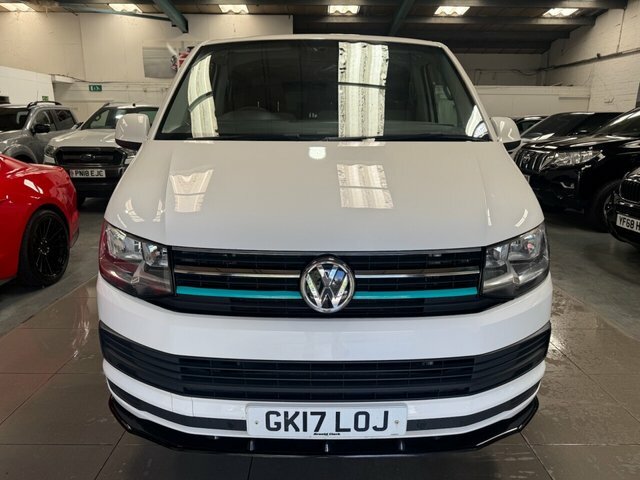 Volkswagen Transporter Shuttle 2017 2.0 Tdi Bluemotion Tech Se Minibus Double Cab White #3