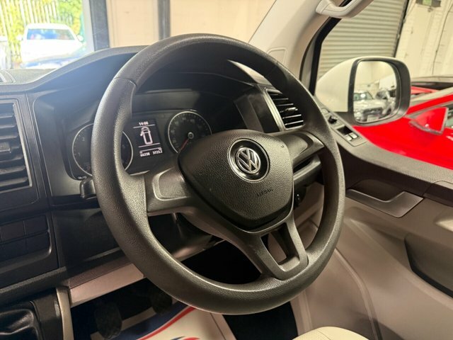 Volkswagen Transporter Shuttle T6 Tdi 9 Seat Shuttle Lwb In Candy White - Euro Si White #29