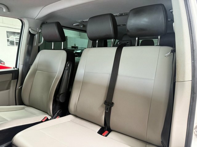 Volkswagen Transporter Shuttle T6 Tdi 9 Seat Shuttle Lwb In Candy White - Euro Si White #27