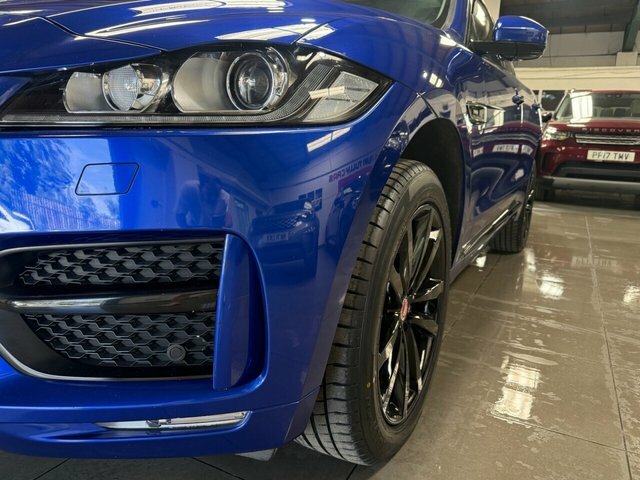 Jaguar F-Pace 2.0D R-sport Awd Euro 6 Ss Black #9