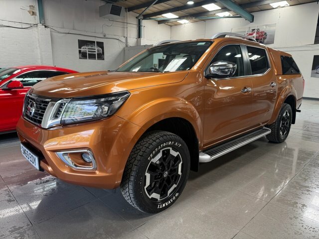 Nissan Navara 2019 2.3 Dci Tekna Pickup Double Cab Au Yellow #2