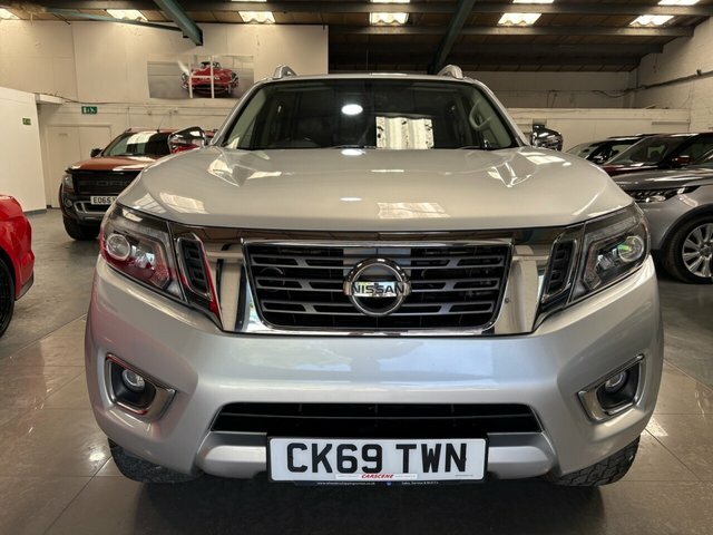 Nissan Navara 2019 2.3 Dci Tekna Pickup Double Cab Au Silver #3