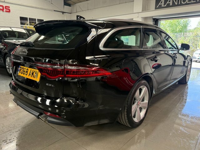 Jaguar XF 2018 2.0I Portfolio Gpf Sportbrake Black #6