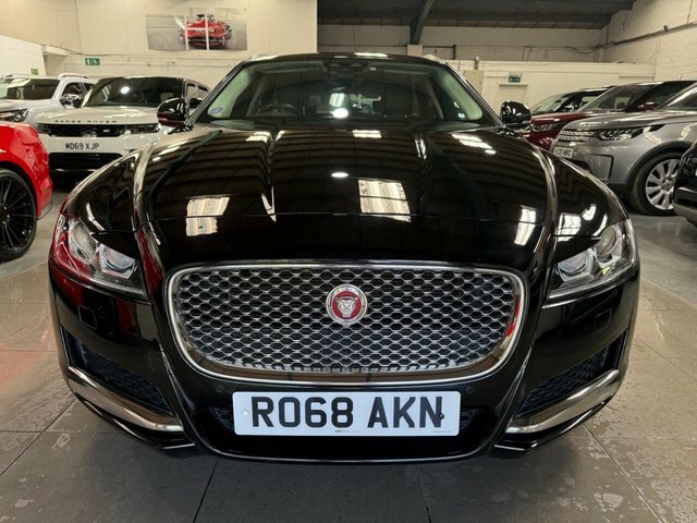Jaguar XF 2018 2.0I Portfolio Gpf Sportbrake Black #3