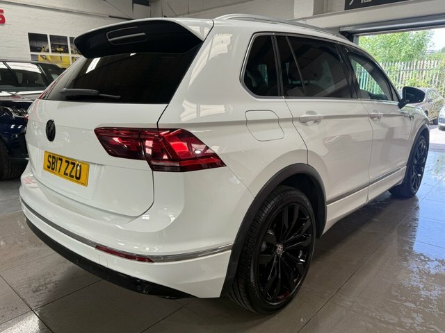 Volkswagen Tiguan 2017 2.0 Tdi Bluemotion Tech R-line Suv White #6