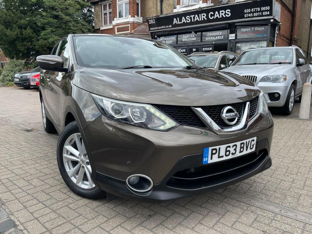 Nissan Qashqai Suv 1.2 Dig-t Acenta 2Wd Euro 5 Ss 201463 Beige