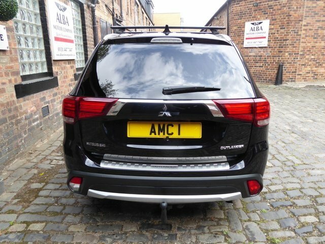 Mitsubishi Outlander 2.2 Di-d 4 4Wd Black #5