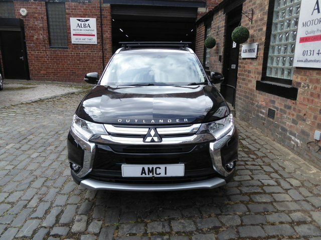 Mitsubishi Outlander 2.2 Di-d 4 4Wd Black #2
