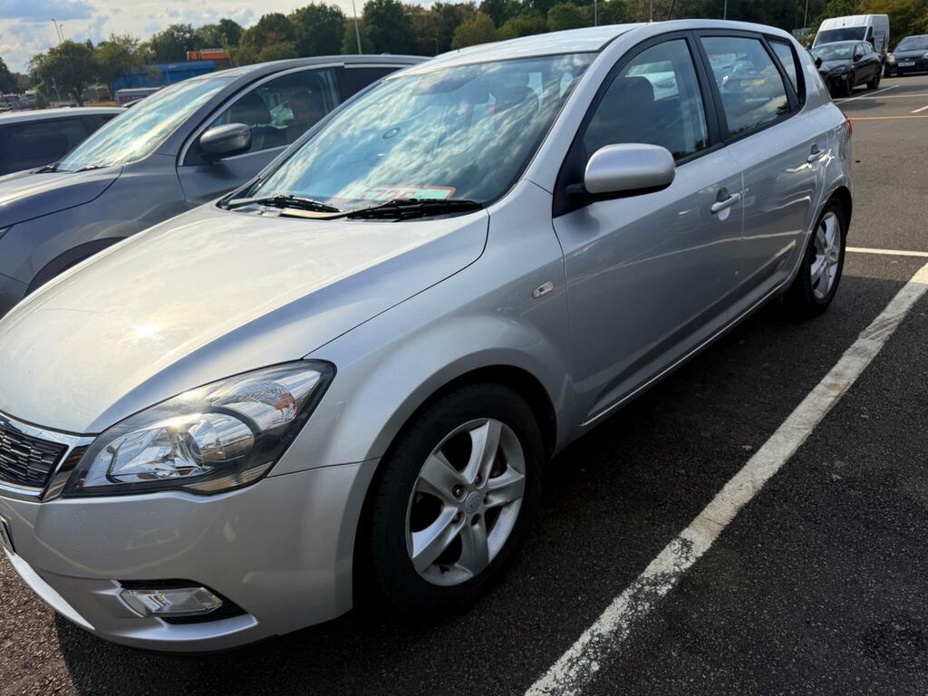 Kia Ceed 2 Silver #2