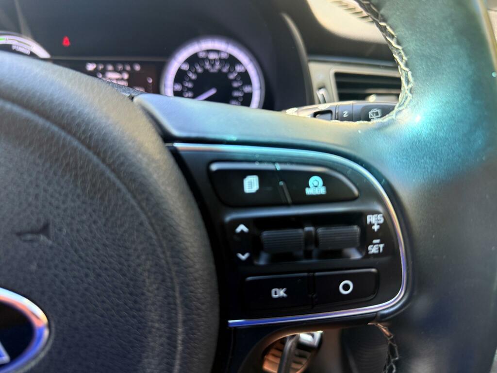 Kia Niro Kia Niro 1.6 Gdi 3 Suv Hybrid Dct Euro Grey #28