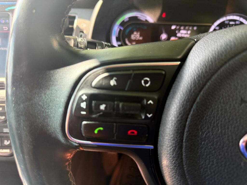 Kia Niro Kia Niro 1.6 Gdi 3 Suv Hybrid Dct Euro Grey #24