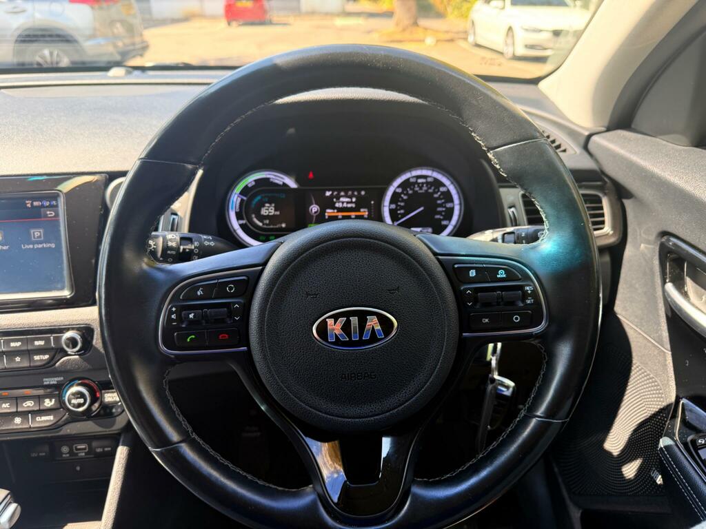 Kia Niro Kia Niro 1.6 Gdi 3 Suv Hybrid Dct Euro Grey #46