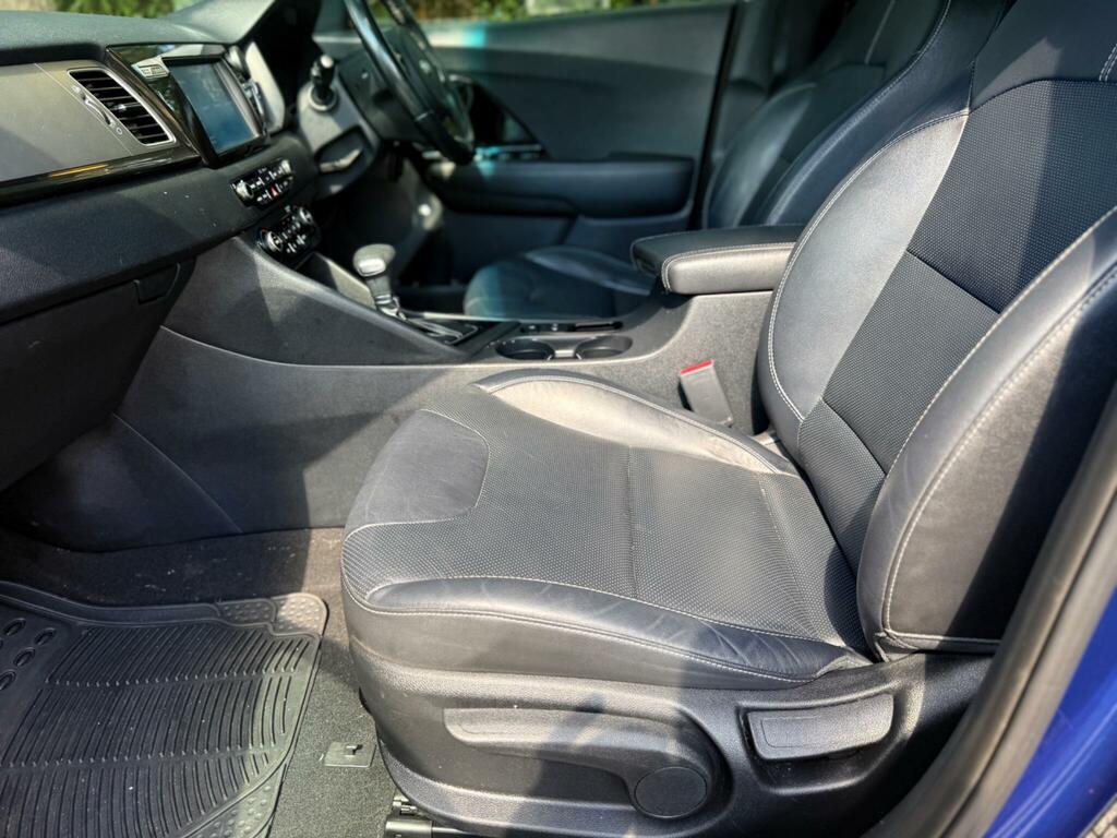 Kia Niro Kia Niro 1.6 Gdi 3 Suv Hybrid Dct Euro Grey #49