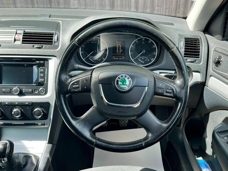 Skoda Octavia 2.0 Tdi Vrs Euro 5 Black #18