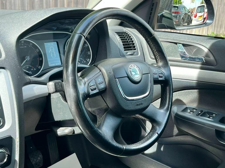 Skoda Octavia 2.0 Tdi Vrs Euro 5 Black #21