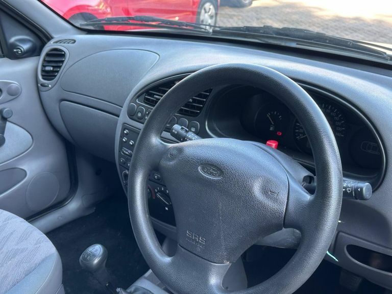 Ford Fiesta 1.2 Fiesta LX Red #8