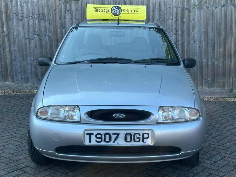 Ford Fiesta Finesse Silver #2