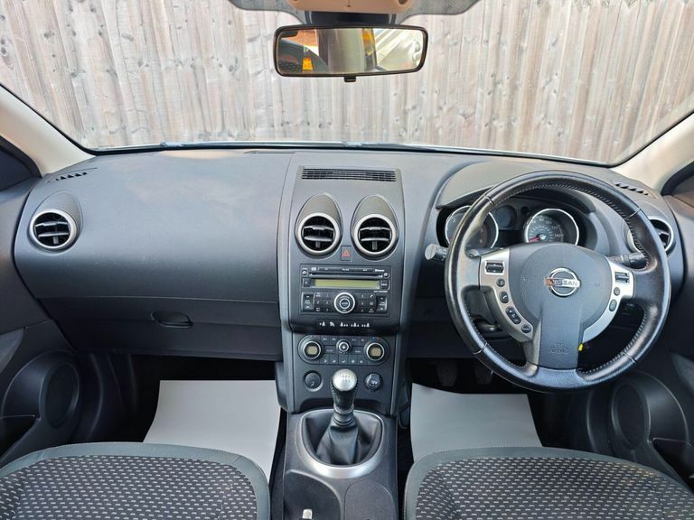 Nissan Qashqai 1.6 Acenta 2Wd Euro 5 Ss Silver #16