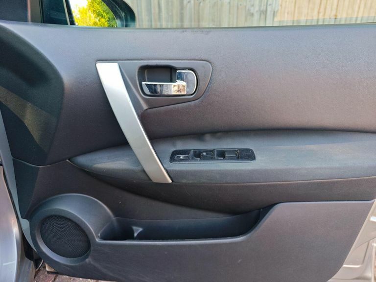 Nissan Qashqai 1.6 Acenta 2Wd Euro 5 Ss Silver #28