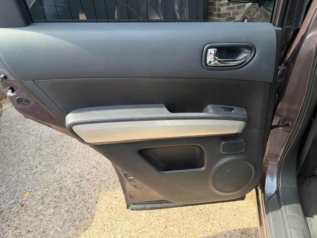 Nissan X-Trail 1.6 Dci 4X4 N-tec 5-Door Station Wagon Black #22