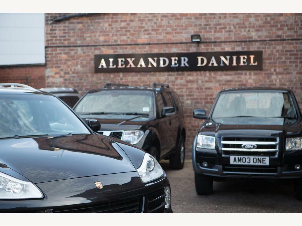 Nissan X-Trail 1.6 Dci 4X4 N-tec 5-Door Station Wagon Black #44