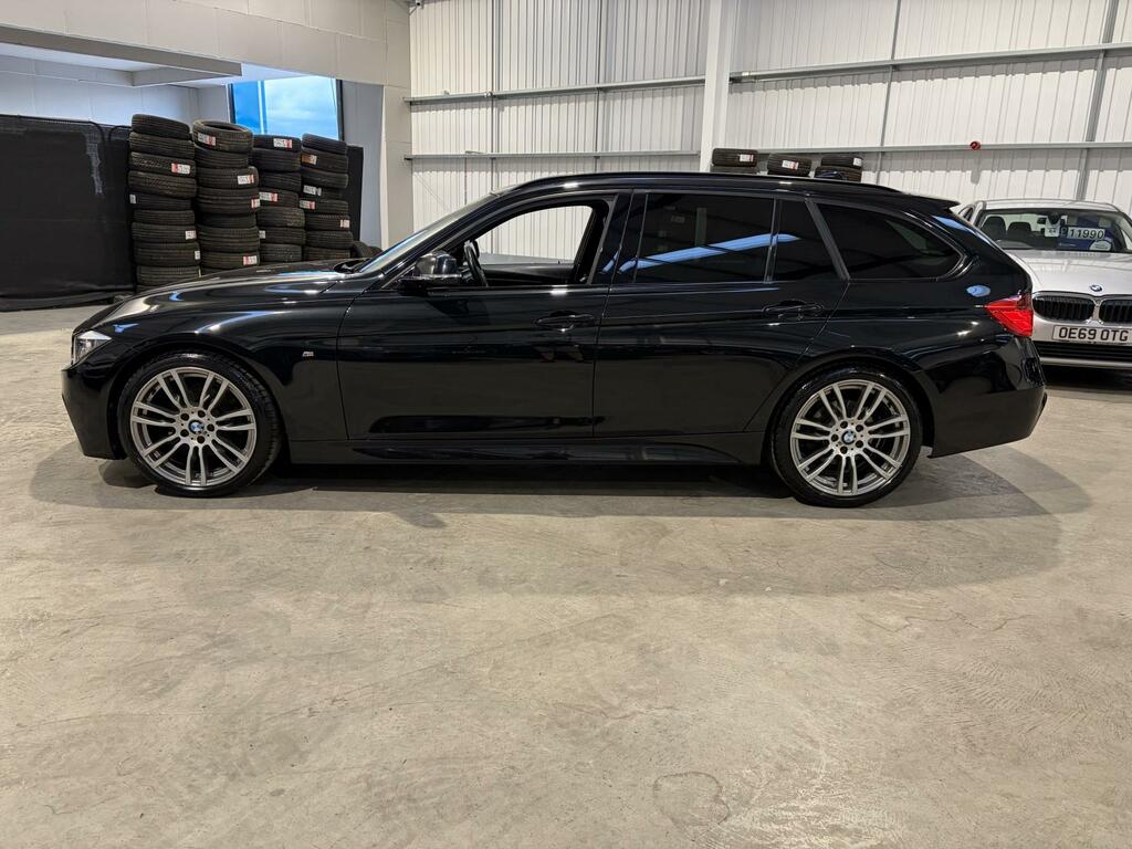 BMW 3 Series M Sport Black #2