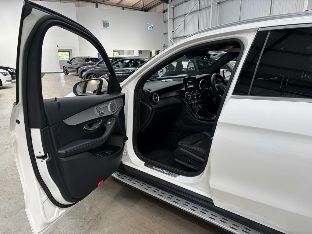 Mercedes-Benz GLC Class Suv 2.1 Glc220d Amg Line G-tronic 4Matic Euro 6 S Black #20