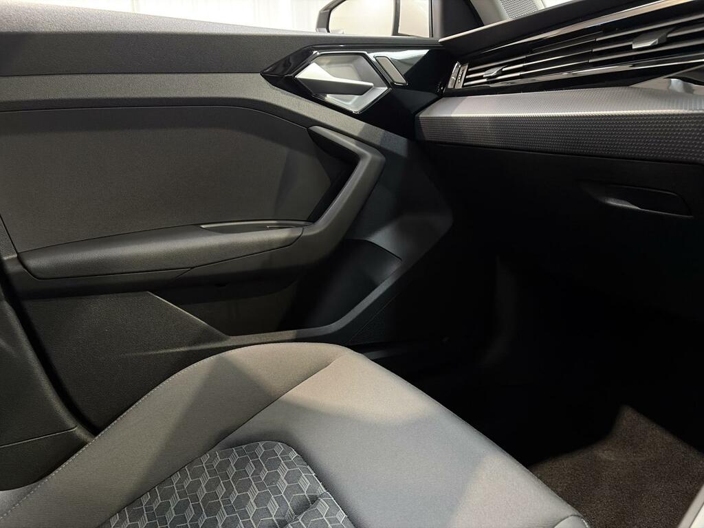 Audi A1 1.0 Tfsi 30 Citycarver S Tronic Euro 6 Ss White #19
