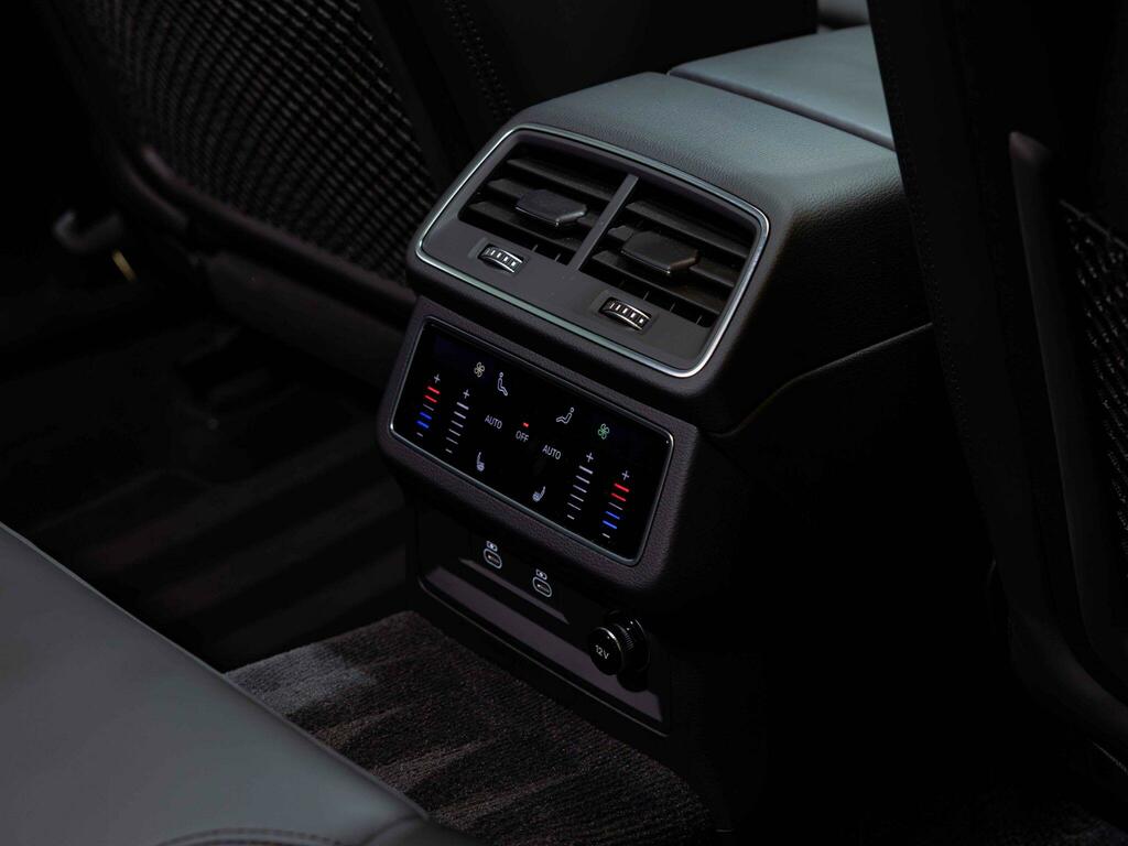 Audi RS6 Avant Rs 6 Tfsi Qtro Perform Carbon Vorsp Tiptronic Black #27