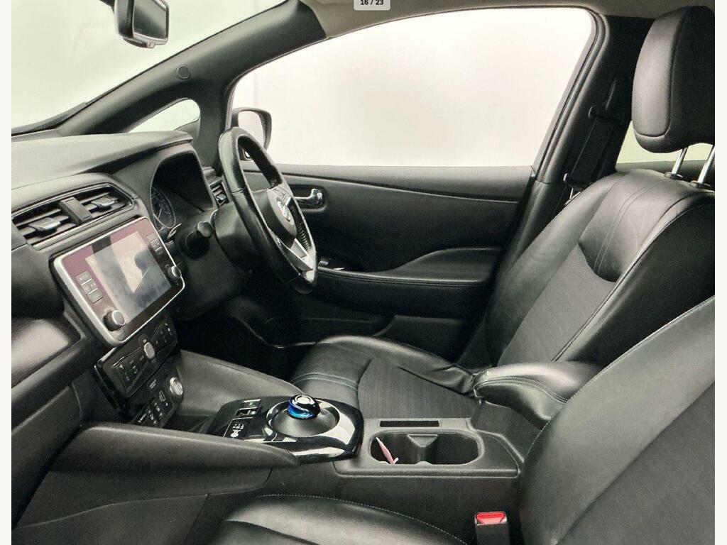 Nissan Leaf 110Kw N-connecta 40Kwh Black #8
