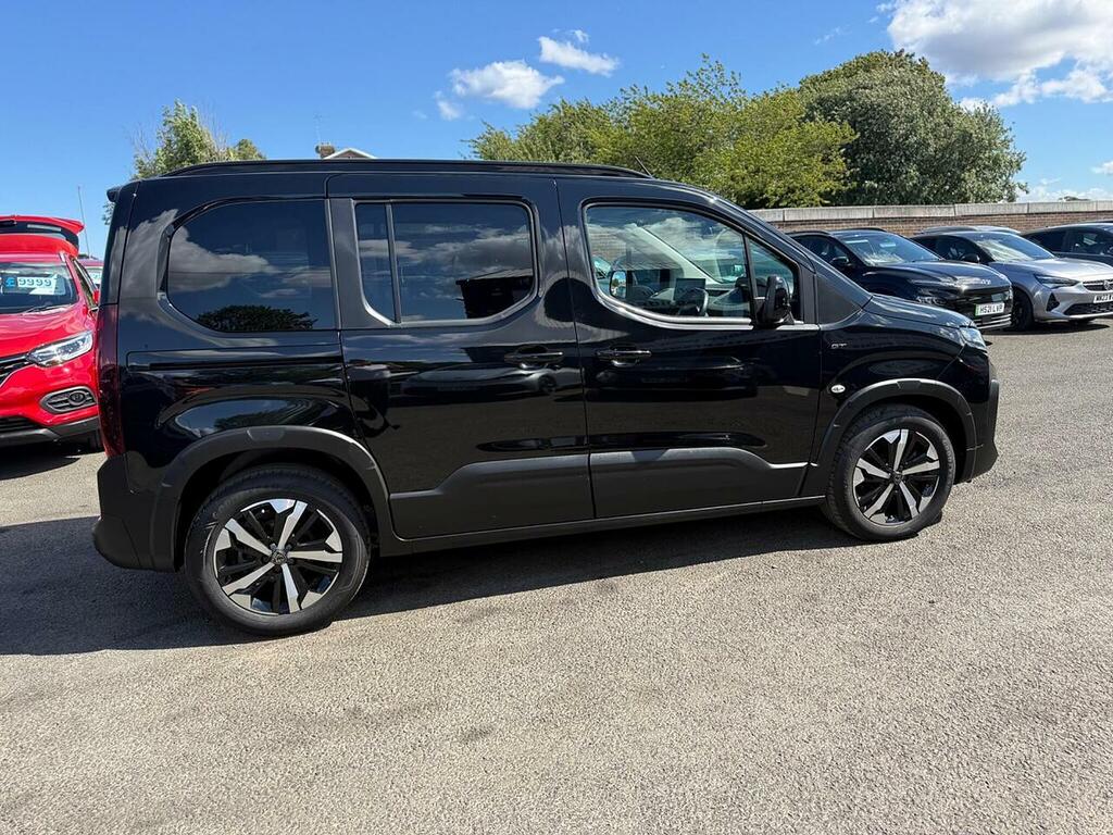 Peugeot e-Rifter 52Kwh Gt Standard Mpv 11Kw Charger Black #5