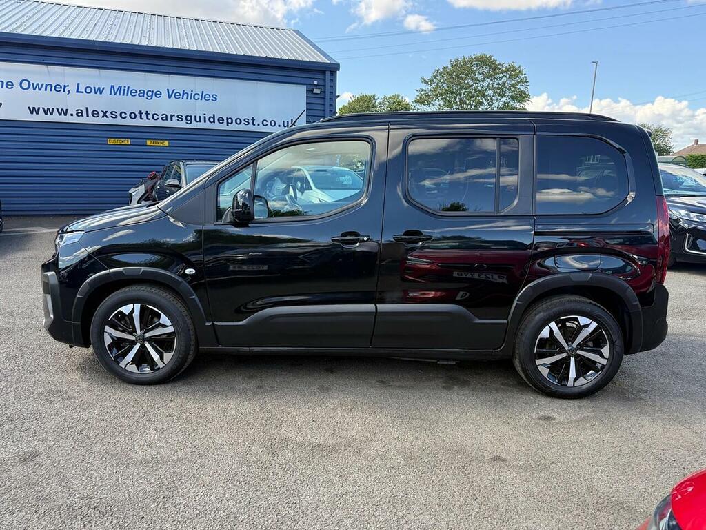 Peugeot e-Rifter 52Kwh Gt Standard Mpv 11Kw Charger Black #4