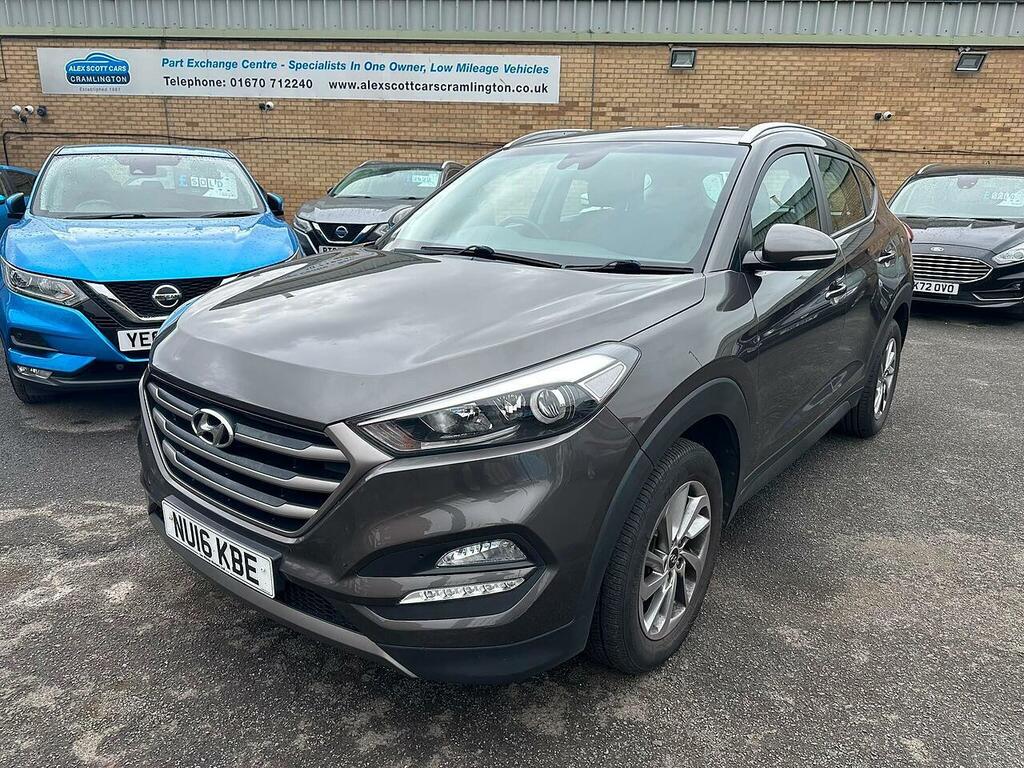 Hyundai Tucson Crdi Premium Se White #1