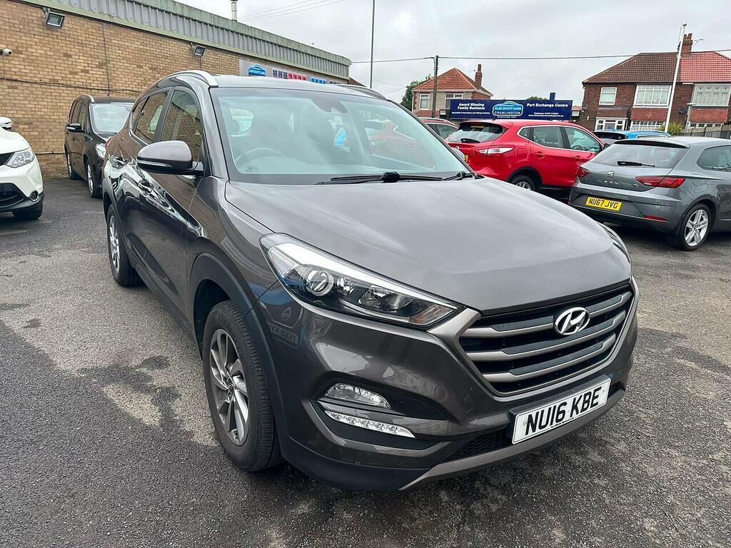Hyundai Tucson Crdi Premium Se White #2