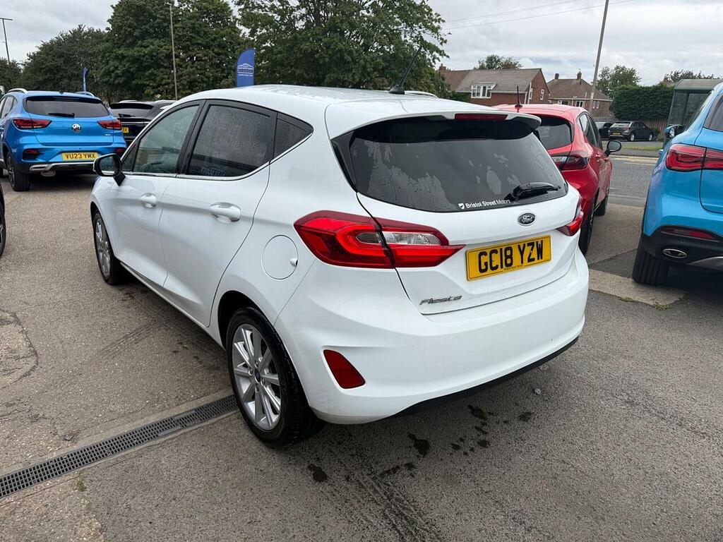 Ford Fiesta 1.0T Ecoboost Titanium Hatchback White #4