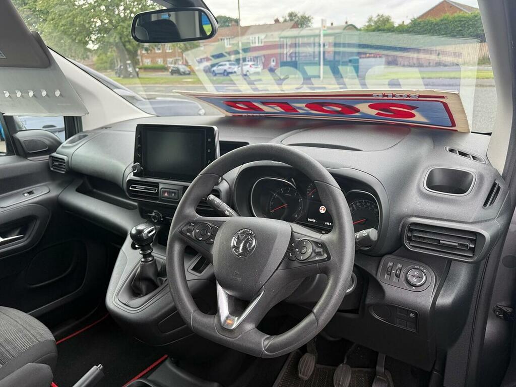 Vauxhall Combo Life 1.5 Turbo D Blueinjection Energy Mpv Ma Grey #10