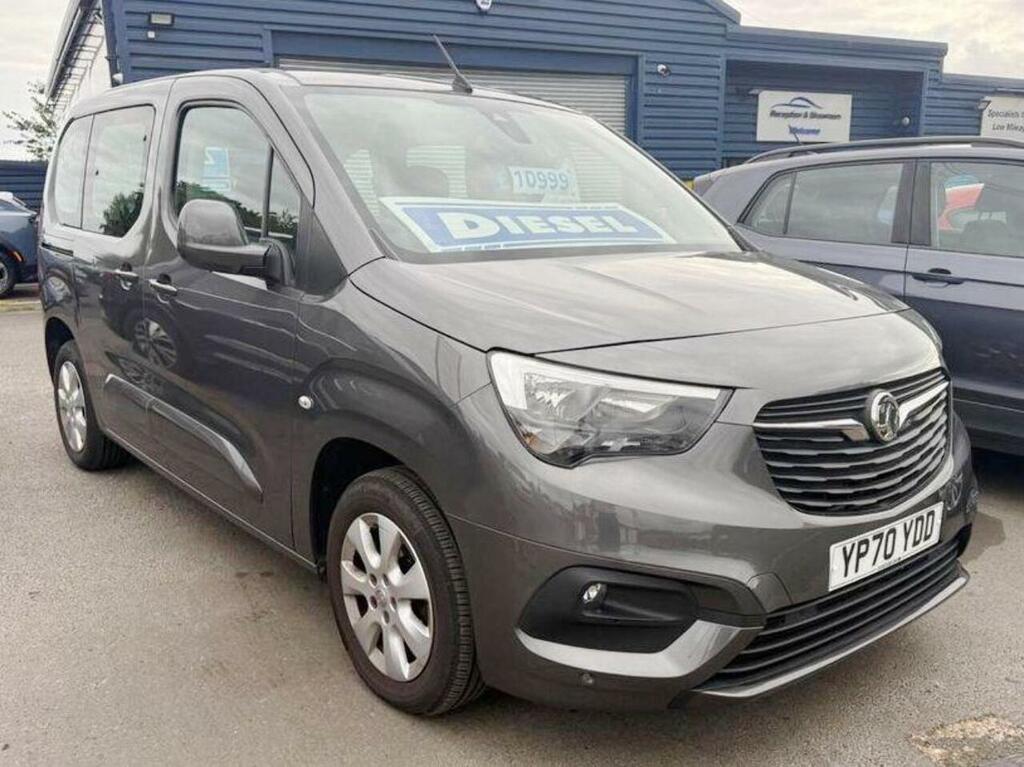 Vauxhall Combo Life 1.5 Turbo D Blueinjection Energy Mpv Ma Grey